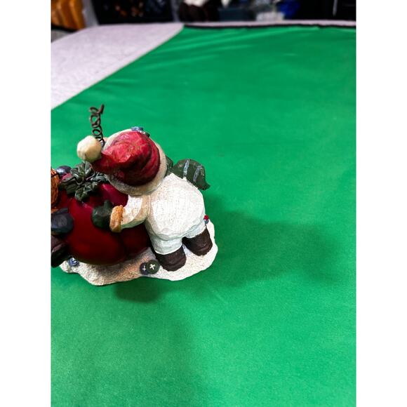 Crazy Mountain Exclusive Designs Snowmen Christmas Ball Figurine 5.25 x 4.25 x 6 - Picture 8 of 11